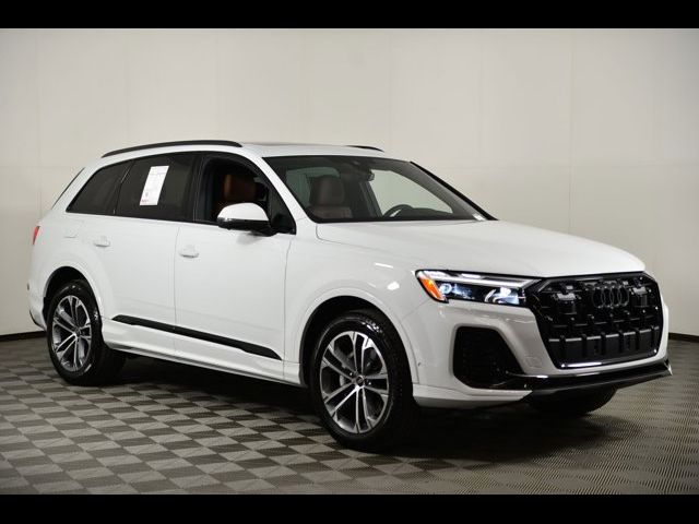 2026 Audi Q7 Premium