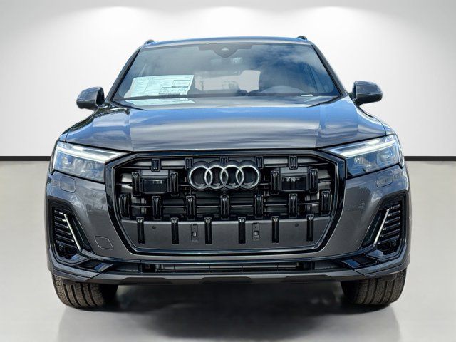 2026 Audi Q7 Premium