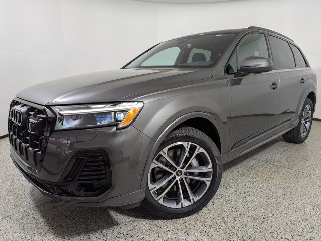 2026 Audi Q7 Premium