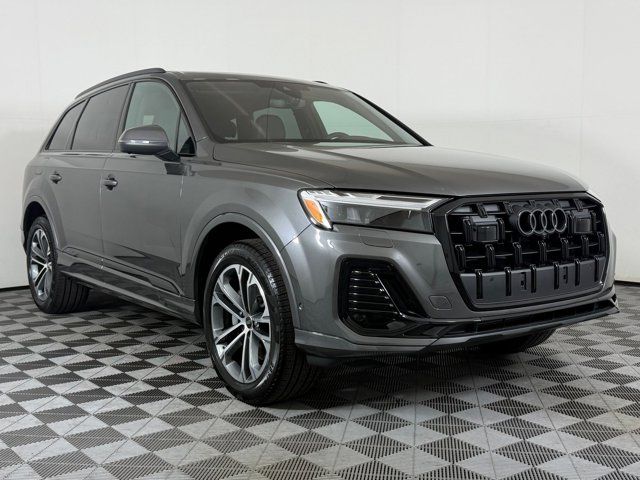 2026 Audi Q7 Premium