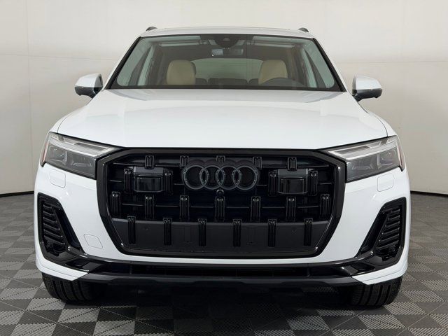 2026 Audi Q7 Premium
