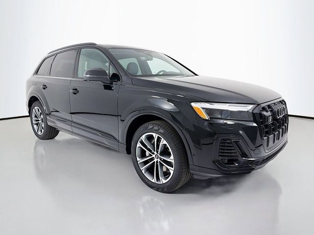 2026 Audi Q7 Premium