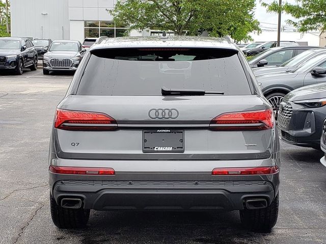 2026 Audi Q7 Premium