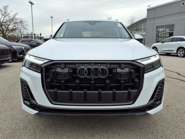 2026 Audi Q7 Premium