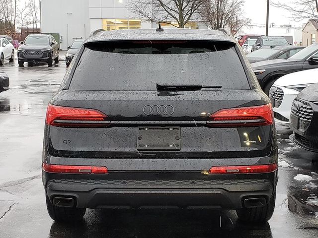 2026 Audi Q7 Premium