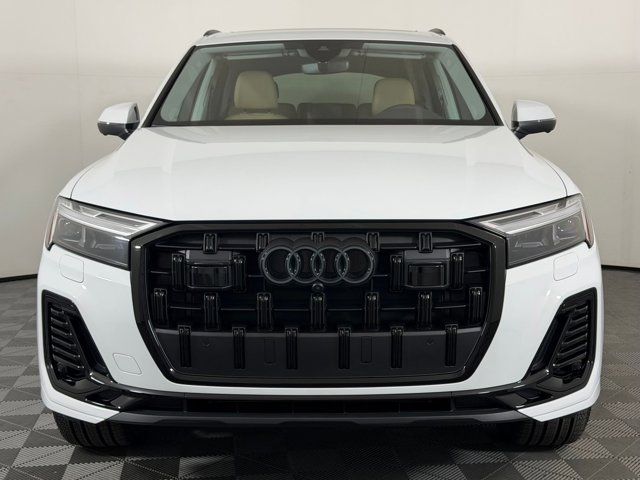 2026 Audi Q7 Premium