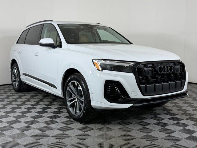 2026 Audi Q7 Premium