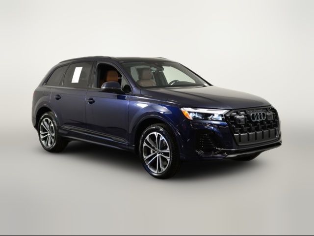 2026 Audi Q7 Premium Plus