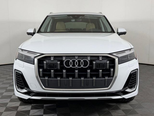 2026 Audi Q7 Premium Plus