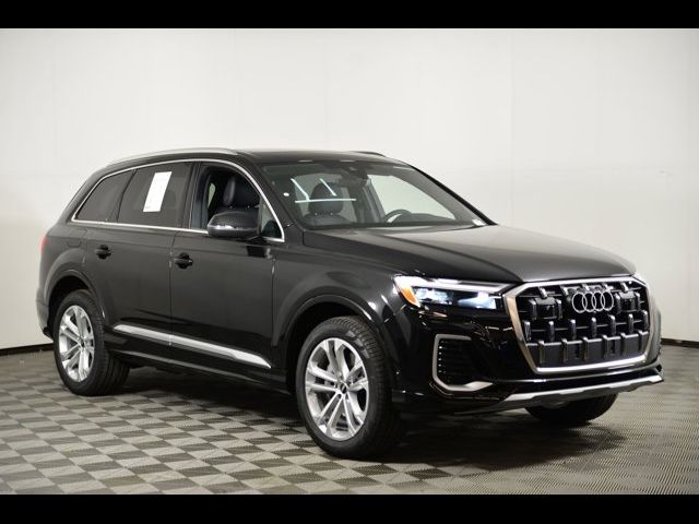 2026 Audi Q7 Premium Plus