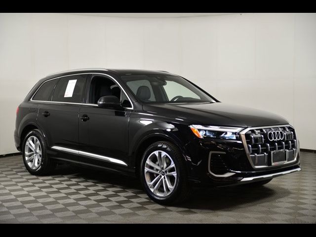 2026 Audi Q7 Premium Plus
