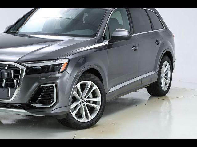 2026 Audi Q7 Premium Plus