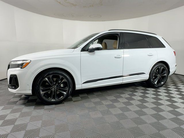 2026 Audi Q7 Premium Plus