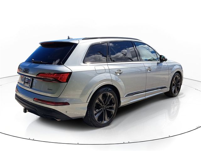 2026 Audi Q7 Premium Plus