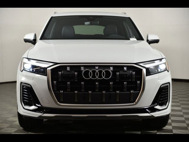 2026 Audi Q7 Premium Plus