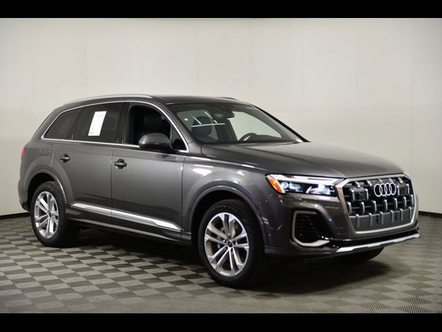 2026 Audi Q7 Premium Plus