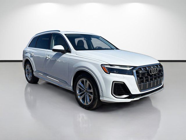 2026 Audi Q7 Premium Plus