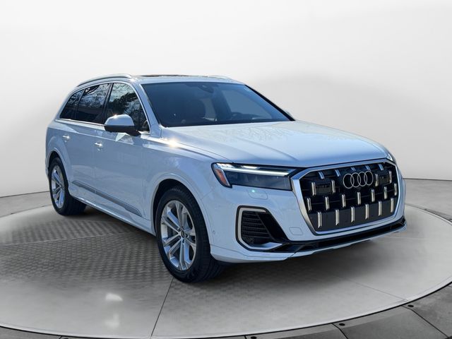 2026 Audi Q7 Premium Plus
