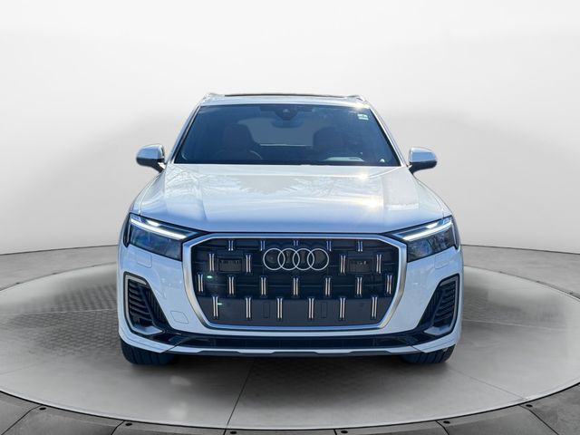 2026 Audi Q7 Premium Plus