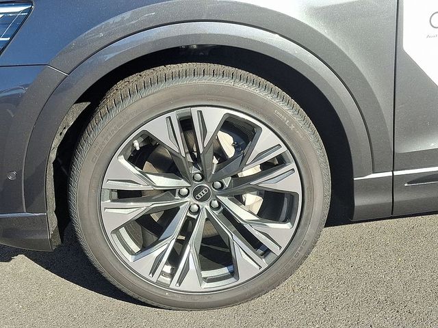 2026 Audi Q8 Premium Plus