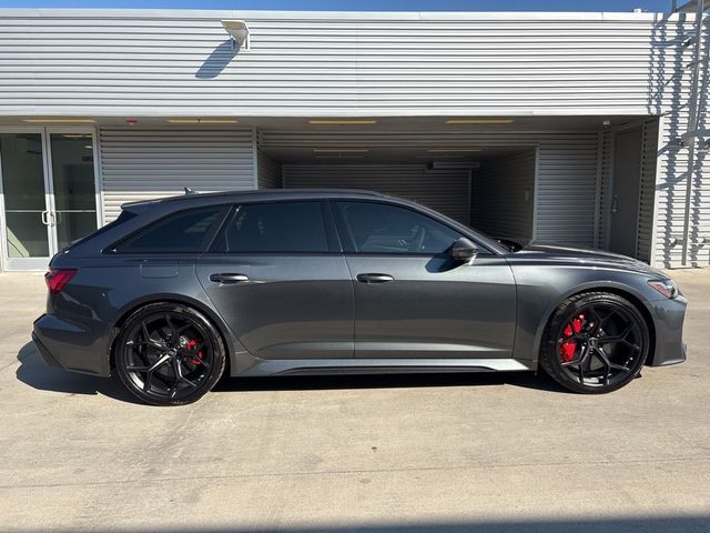 2026 Audi RS 6 Avant performance