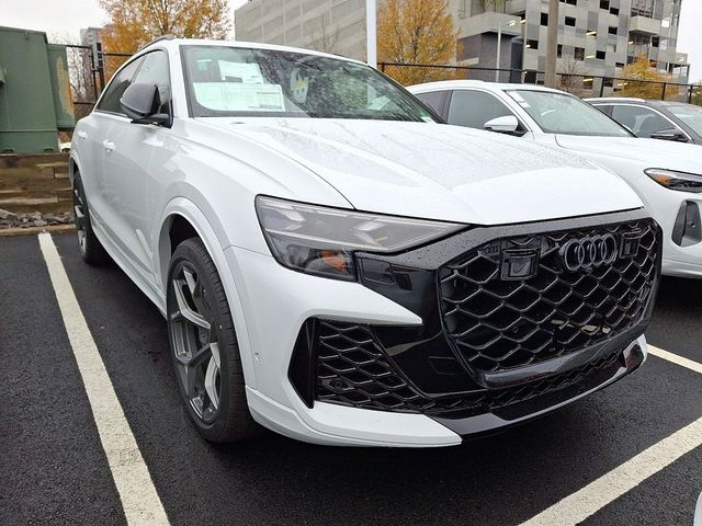 2026 Audi RS Q8 performance