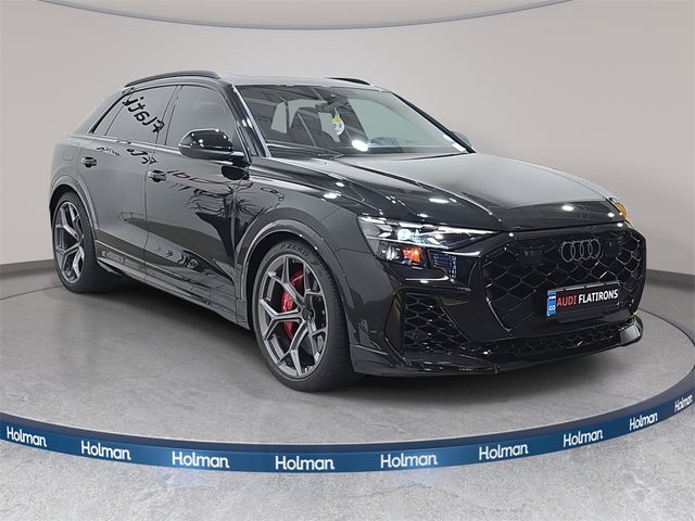 2026 Audi RS Q8 performance