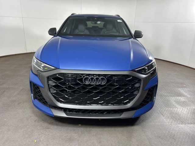 2026 Audi RS Q8 performance