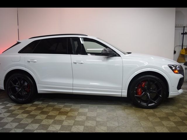 2026 Audi RS Q8 performance