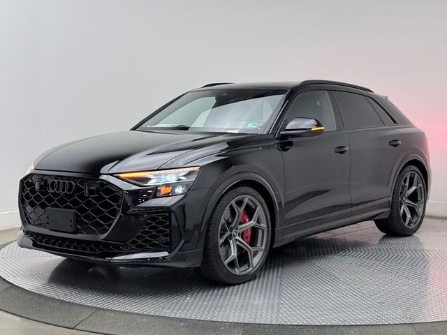 2026 Audi RS Q8 performance