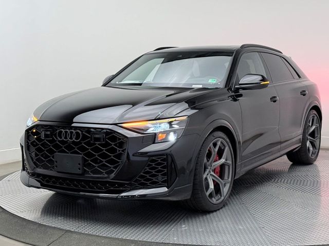2026 Audi RS Q8 performance