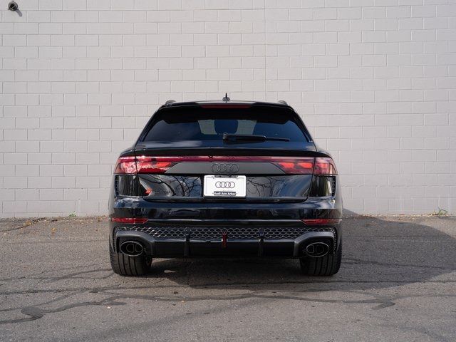 2026 Audi RS Q8 performance