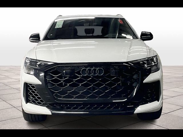2026 Audi RS Q8 performance