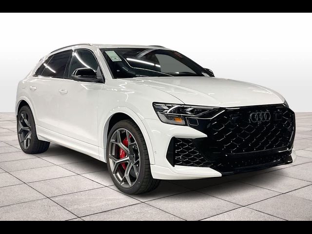 2026 Audi RS Q8 performance