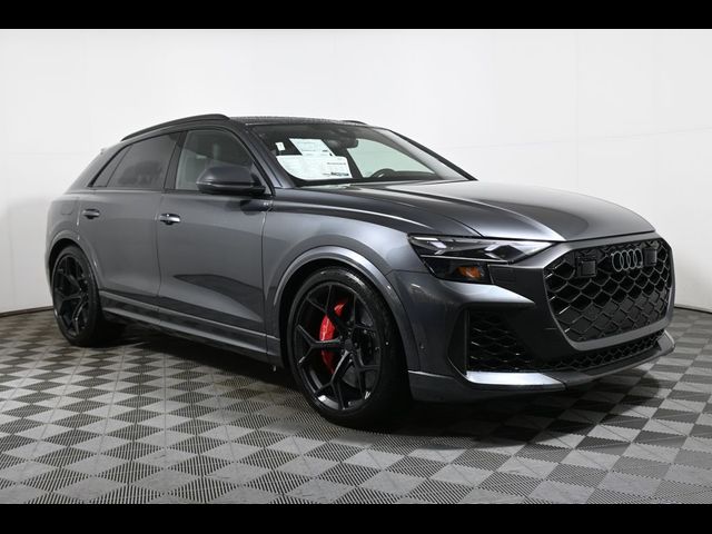 2026 Audi RS Q8 performance
