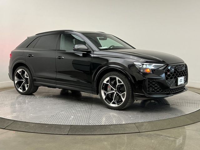 2026 Audi RS Q8 performance