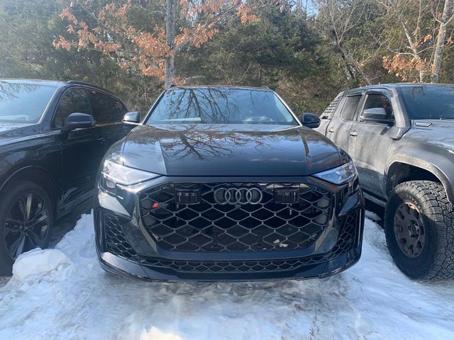 2026 Audi RS Q8 performance