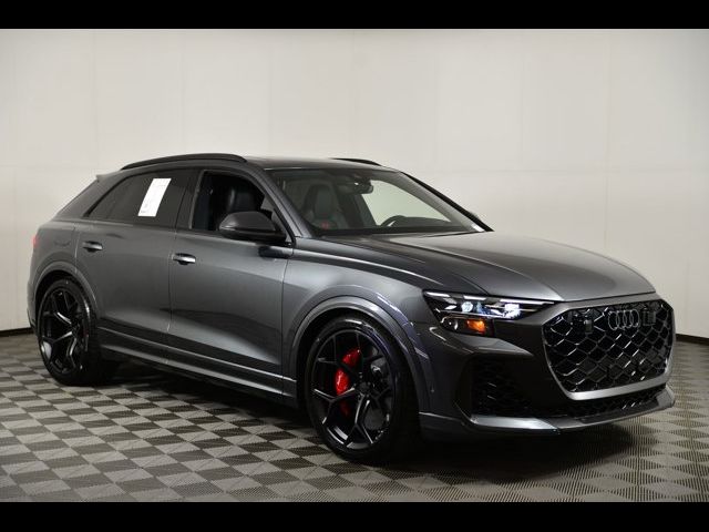 2026 Audi RS Q8 performance