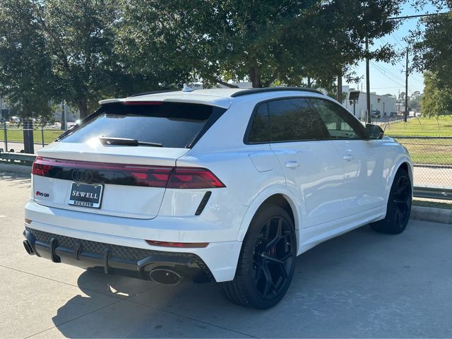 2026 Audi RS Q8 performance