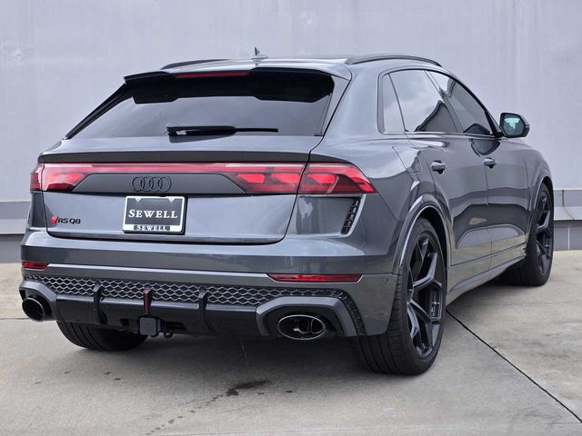 2026 Audi RS Q8 performance