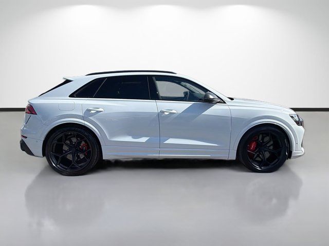 2026 Audi RS Q8 performance
