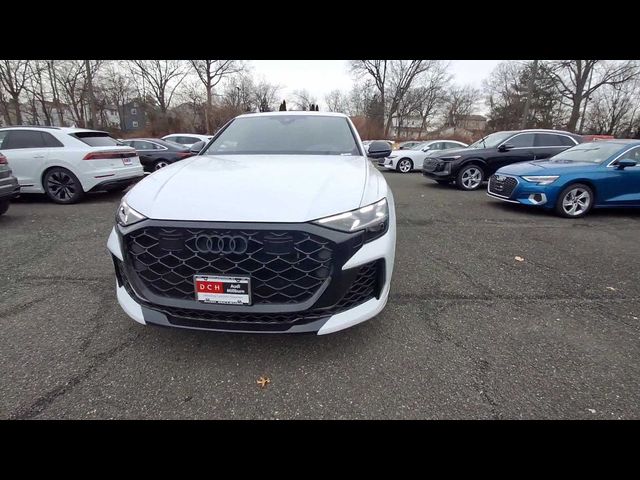 2026 Audi RS Q8 performance