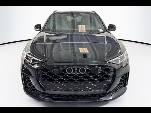 2026 Audi RS Q8 performance