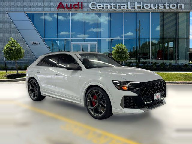 2026 Audi RS Q8 performance