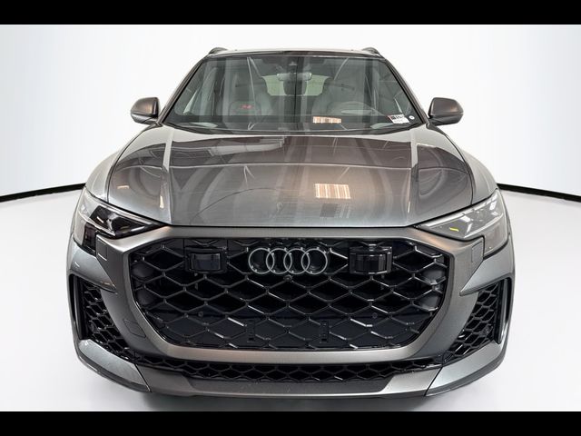 2026 Audi RS Q8 performance