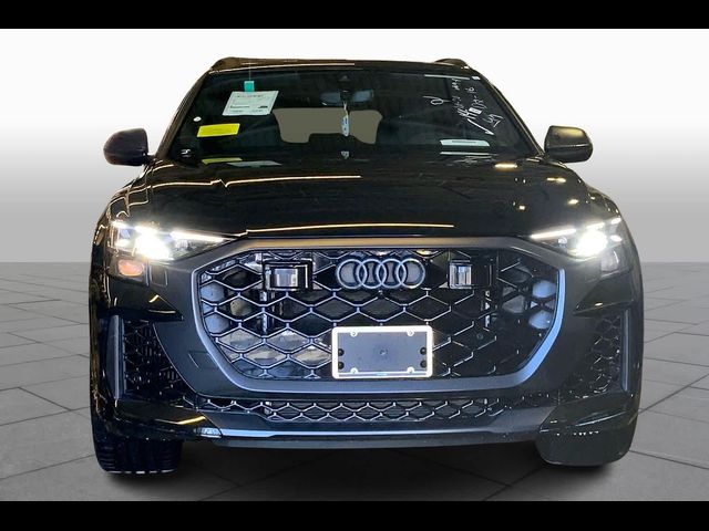 2026 Audi RS Q8 performance