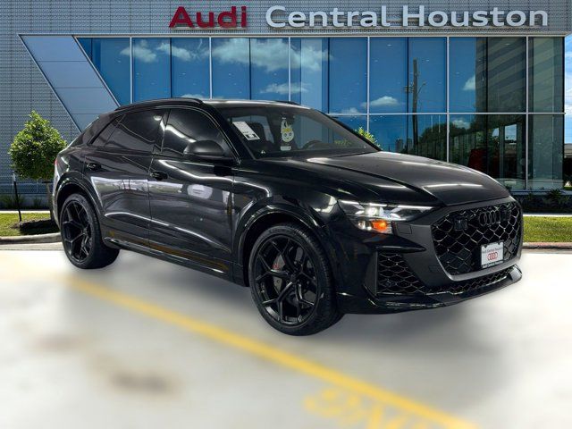 2026 Audi RS Q8 performance