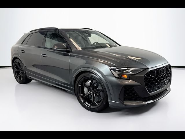 2026 Audi RS Q8 performance