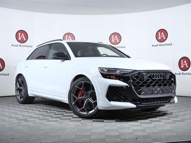 2026 Audi RS Q8 performance
