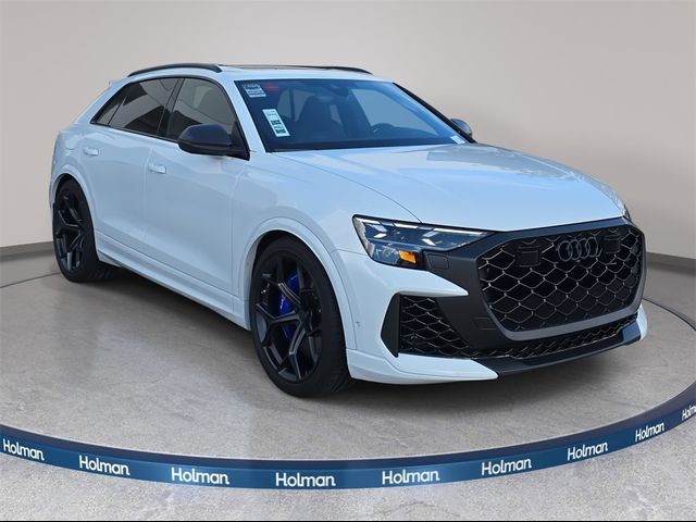 2026 Audi RS Q8 performance